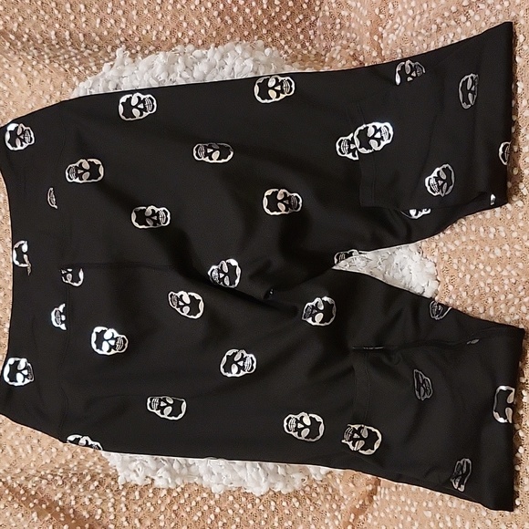 Nanette Lepore Leggings - Picture 6 of 8